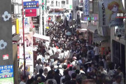 「やばい、進まない！」「なんか叫んでない？」GW終盤…人でごった返す原宿・竹下通り　警察官らの“ナイスプレー”も