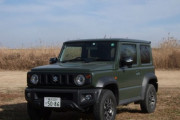 2018年発売の新型ジムニーが品薄状態。人気過ぎて未だ納車されず。新車を上回る価格で中古車販売も