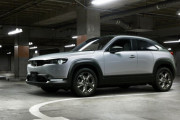 マツダ、初の量産型EV「MX-30」を発売　一充電走行距離256km　お値段451万円～