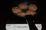 【画像有】ハンバーグ焼くよ?