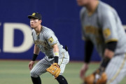 阪神・佐藤輝明はプロ初の二塁に「自分にできる準備をしていきたい」