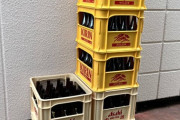 【朗報】ビール瓶ケース、2連鎖しそう