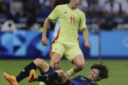 サッカー日本男子が３失点で敗退、５６年ぶりのメダルに届かず　東京五輪に続きまたもスペインに黒星　細谷は幻ゴールに泣く