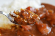 家にカレーを食べに来た同じゼミでもなく話したこともないＡ子