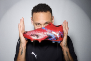 PUMAからネイマールのシグネチャースパイクが登場！その名も『フューチャー8 アルティメット PLAYMAKERS』