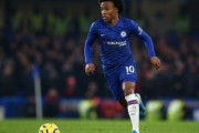 【プレミアリーグ】チェルシーMFウィリアン、今夏の去就は？　MLSからの“特大オファー”拒否と英紙報道