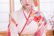 振り袖姿も美しいドバイの宝石💎杉山菜田里🧡