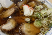 【悲報】なんJ民、この程度のラーメンしか食べにいけない