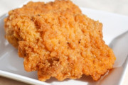 【議論】「ファミチキよりLチキのが美味い」という事実、なぜ認められない人が多いのか