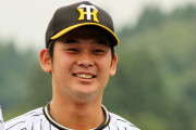 【阪神】野口くんのプロ初ヒットにおめでとうと言ってくれる宮崎選手