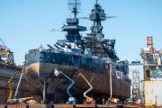 第2次世界大戦で活躍した戦艦「テキサス」、ハリケーン被害で乾ドックに移動し修繕！