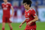 田中碧が先発したデュッセルドルフ、アウェーで勝利！ 開幕節以来の白星をあげる