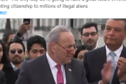「全ての不法移民に市民権を与える！」米バイデン政権、真の支配者チャック・シューマー上院総務（ユダヤ系）が不法移民合法化を訴える[海外の反応]