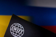海外「ロシアは国際決済システムSWIFTから切り離されるようだ」