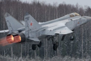 ロシア防空軍基地でMiG-31迎撃戦闘機が緊急事態を想定した防空演習を実施！