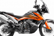 KTM「790 Adventure」など4車種にフロントブレーキの制動能力が低下するおそれ