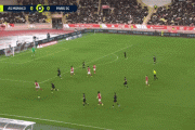 【GIF】モナコ南野拓実さん、PSG戦で相手DFの逆をとるヒールターンが上手すぎる件ｗｗｗｗｗｗｗ