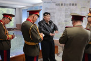 【画像】金正恩さん、散髪失敗か！？