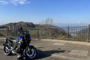 昨年末からバイク乗り始めた男なんだが