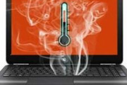 ゲームやってるとノートPCのCPU温度余裕で90℃超すんだが
