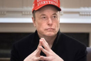 テスラの利益71％減、イーロン・マスク「もう政治はウンザリなので辞めたい