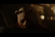 【怖すぎ】ホラー映画『クマのプーさん 血と蜂蜜』の予告編がついに公開！これ本当にプーさんなのかよ・・・
