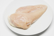 【悲報】ダイエット中ワイ、鶏胸肉に飽きる
