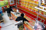 中国人観光客2人組、タイの金販売店で184万円相当を強盗　「旅費を使い果たしたから」