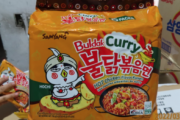 台湾当局が韓国産「ブルダック炒め麺」に廃棄命令　有害物質検出