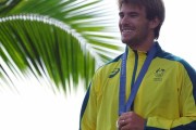 パリ五輪　旭日旗サーフボード騒動の豪選手が銀メダル！大会前の使用撤回乗り越え快挙 [8/7]