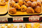 韓国人「韓国人がマジで驚いた日本の『30円』のパンがこちらです‥（ﾌﾞﾙﾌﾞﾙ」→「日本は田舎のパン屋でも凄く安いですね」　韓国の反応