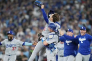 4勝中3勝が山本の作品、ロサンゼルス・ドジャース、ワールドシリーズ2年連続優勝＝韓国の反応