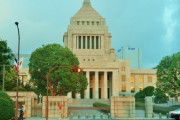 【悲報】衆院の立憲民主党と国民民主党の控室間の壁を取り払う工事を見守るちびっこギャングｗｗｗｗｗｗｗｗ（画像あり）
