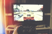 【悲報】ゲーム制作の専門学校に行くか悩んでる・・・・・・・・・・・・・・・・・・・・・・・