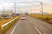 【新潟】乗用車が車線を逸れてトレーラーと正面衝突した事故がヤバい。