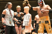 みちのくプロレス、宇宙を救ったザ・グレート・サスケがグレタ人形へ氷河期の到来を予告し亡き盟友へ弔いの歌を捧げる
