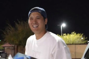 大谷翔平、カメラに向かって満面の笑み