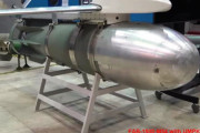 ロシア版JDAMこと『UMPK』航空爆弾、動画公開