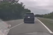 よくドラレコ映像で撮影者が煽られてる映像あるけどさ