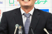 西武・源田“のぼり坂”松坂に並ぶ西武4年目最高1・4億円で更改　新妻に「支えてもらいながら…」
