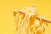 【食べたらぶっ飛んだ】 日本で「あるカップ麺」を爆買いする光景に驚き＝台湾ネット「マジでうまい」