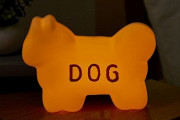 「たべっ子どうぶつ」のルームライトが登場！「DOG」をモチーフにビスケットを表現