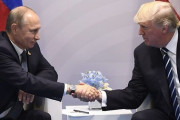 トランプとプーチンの握手怖すぎwww
