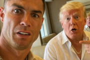 【悲報】クリスティアーノ・ロナウドさん、トランプと写真かｗｗｗｗｗｗｗ