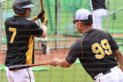 阪神糸井が無安打「解決策探る」井上コーチ助言