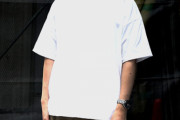最近の男の夏のファッション、白Tシャツばかりになってしまう