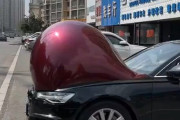 【動画】中国の車、熱で膨らむ