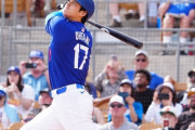 外国人「大谷翔平がドジャースデビュー戦で初ホームランだ！」