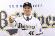オリックス岩嵜翔（35）　11登板　11回　防1.64　whip0.73　奪三振14　被安打7　与四球1