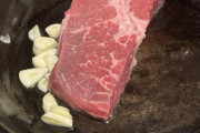 肉500gって一人で食える？